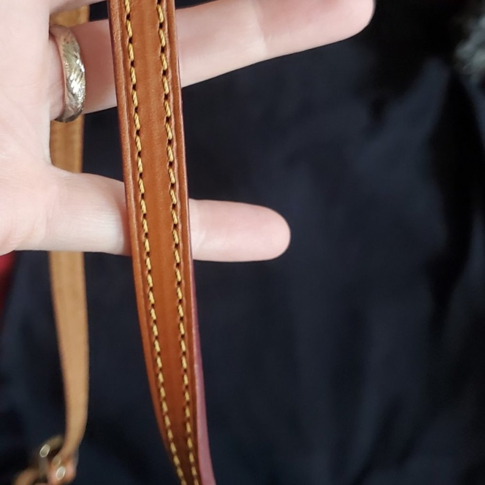 Dooney & Bourke Brown Croc-Embossed Crossbody Bag - Picture 13 of 15